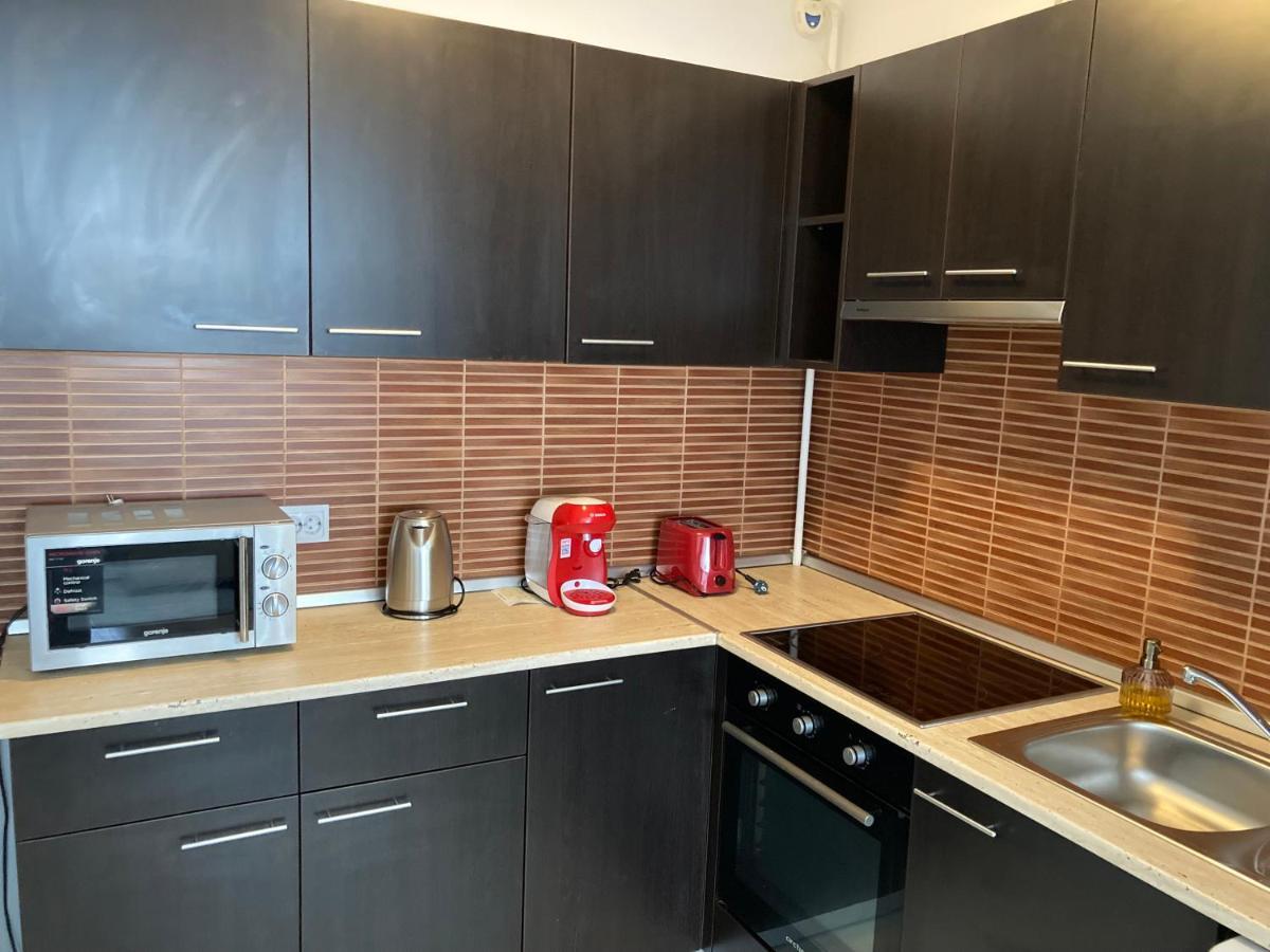 Laroka House Rin Grand Residence Modern Apartment Bucureşti Ngoại thất bức ảnh