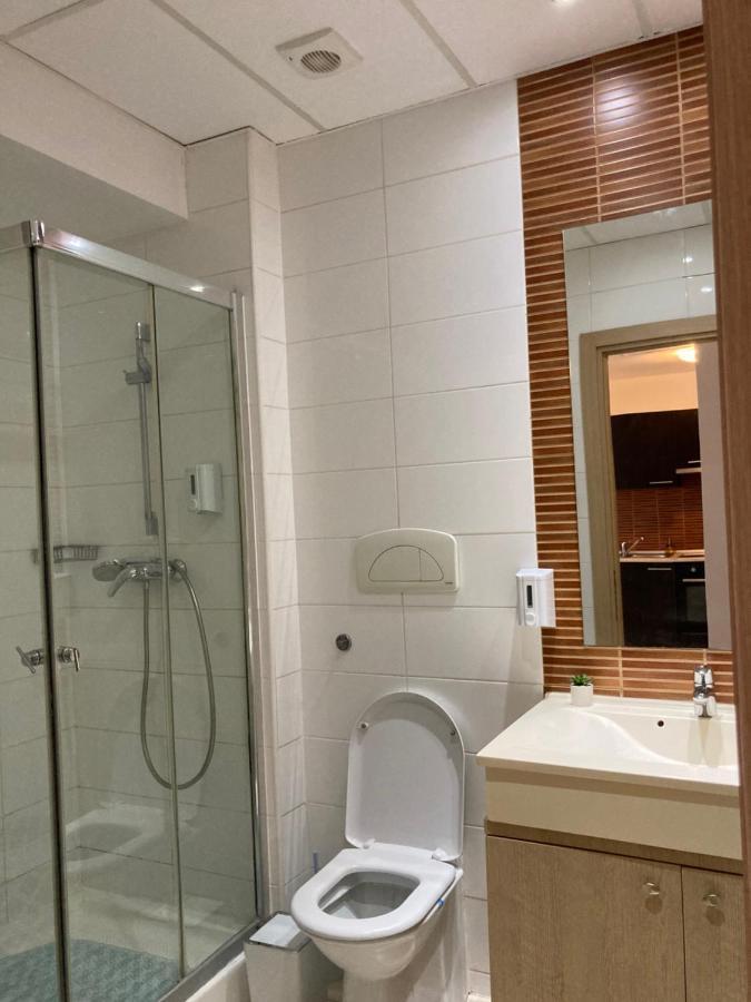 Laroka House Rin Grand Residence Modern Apartment Bucureşti Ngoại thất bức ảnh