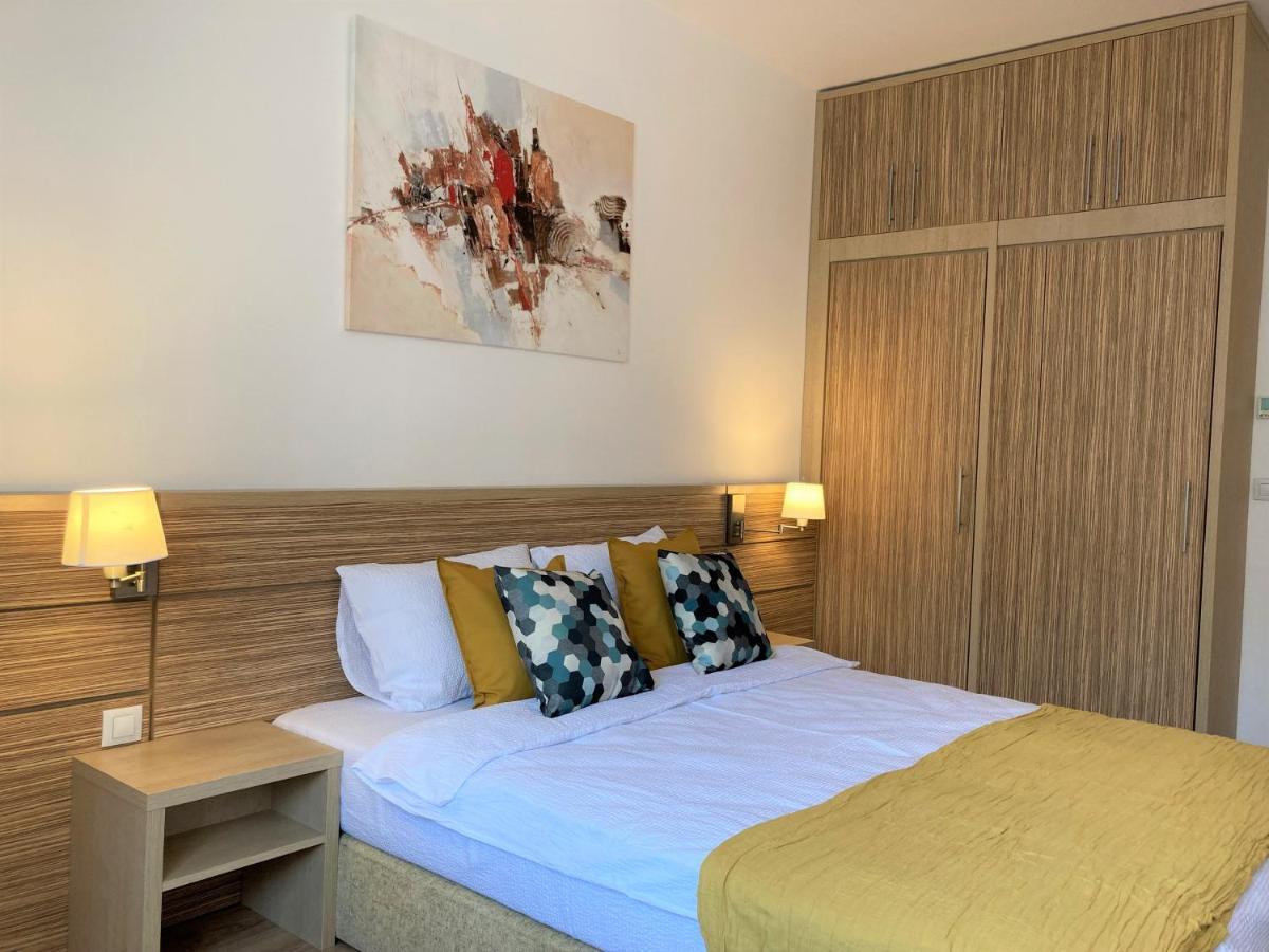 Laroka House Rin Grand Residence Modern Apartment Bucureşti Ngoại thất bức ảnh